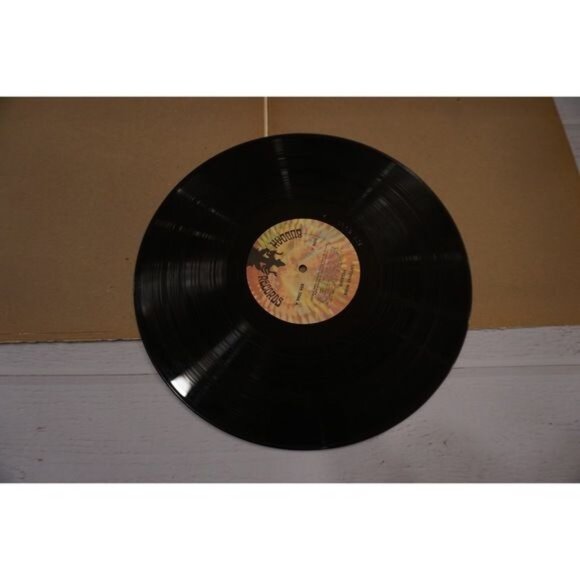 Melanie – Leftover Wine Vinyl LP 1970s Folk Rock Preowned - Picture 3 of 6